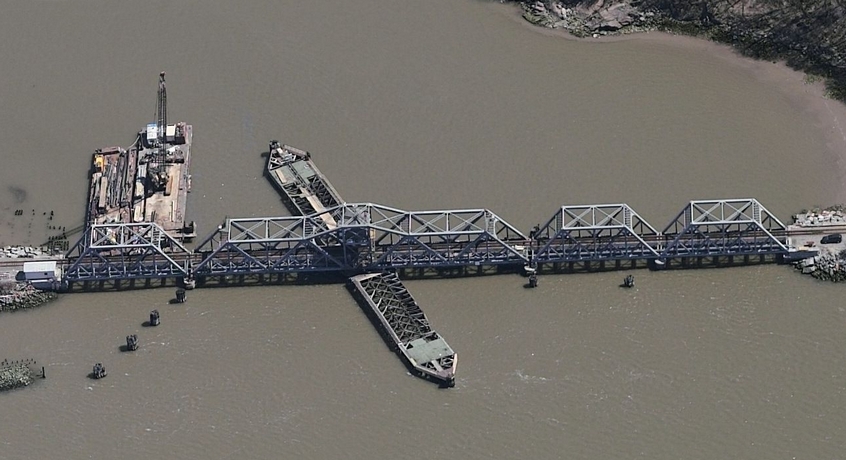 Harlem River Bridges - Amtrak Railroad Swing Bridge: Amtrak Railroad Swing Bridge 11